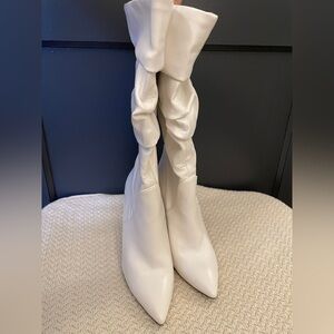 Jessica Simpson White Women's Boots